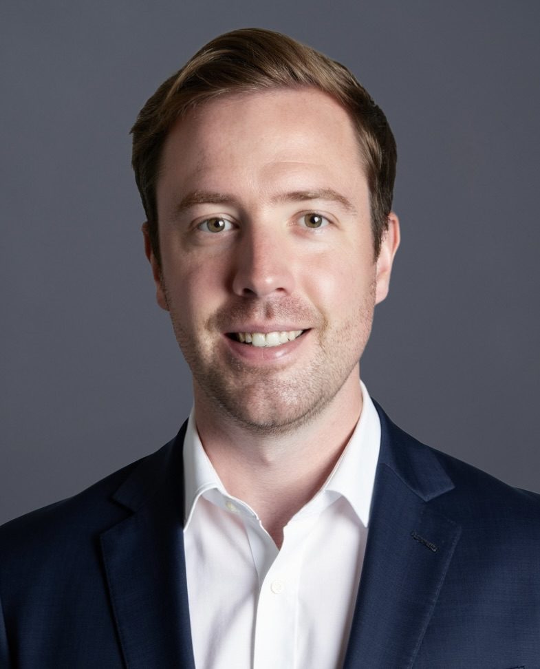 Eliot Buchanan headshot